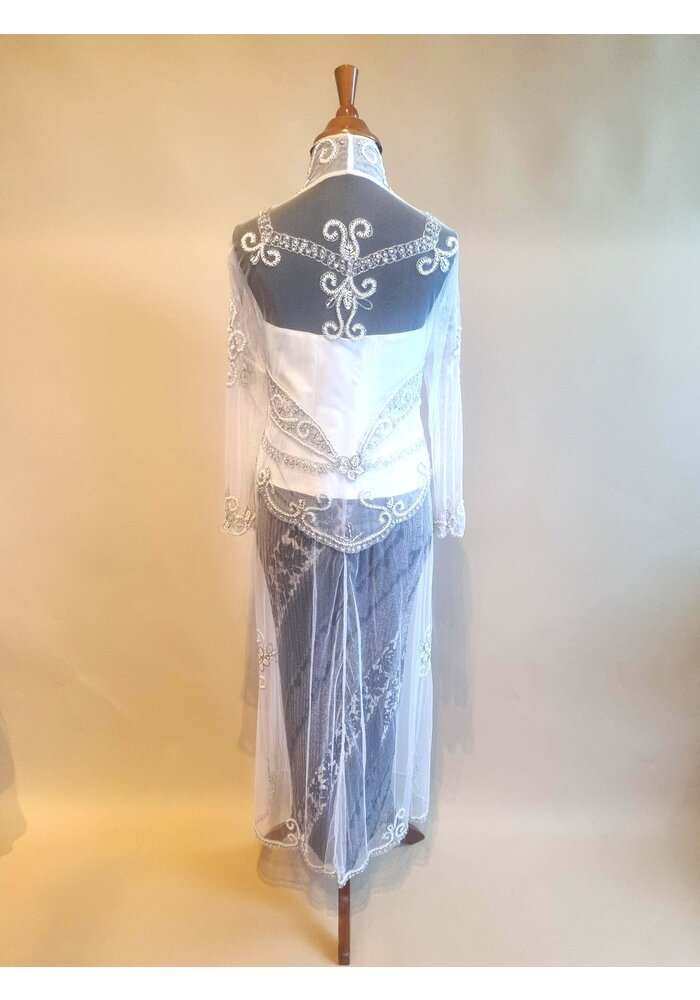 Bruidskebaya trendy wit met bijpassende rok plissé