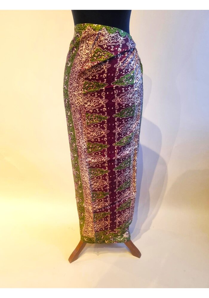 Set tuniek olijfgroen met bijpassende wikkel sarong