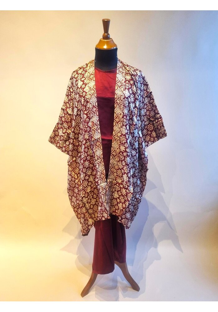 Set batik kleding bordeaux