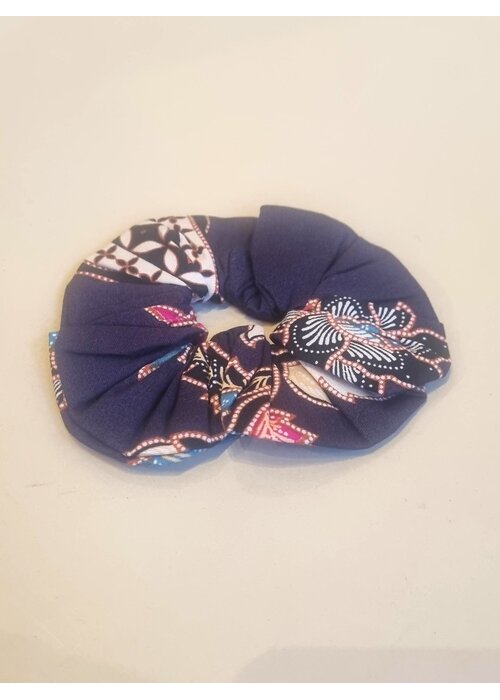 Batik scrunchie 1712-07