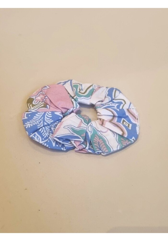 Batik scrunchie 1712-09