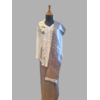 Kebaya glamour wit met bijpassende wikkel sarong & selendang