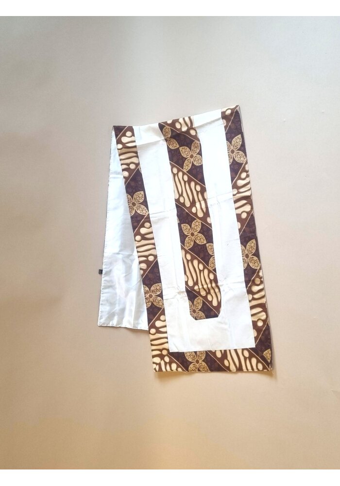 Batik tafelloper 0805-02