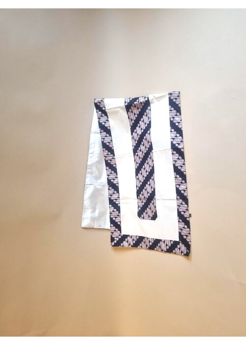 Batik tafelloper 0805-03