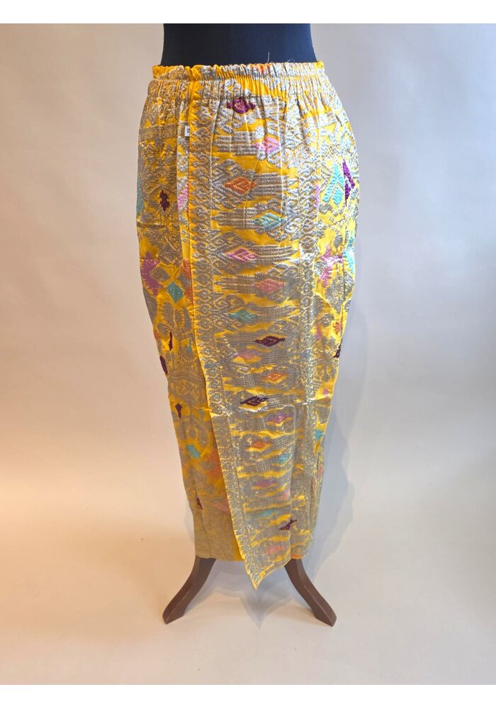 Kebaya coper 3/4 mouw met bijpassende songket