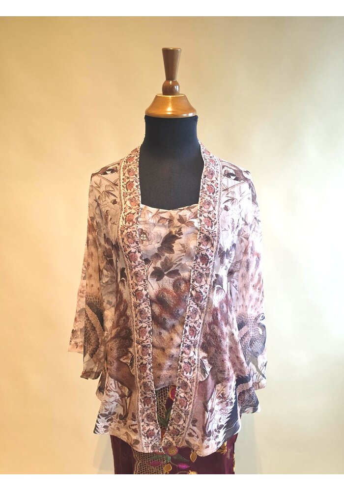 Kebaya kutubaru 3/4 mouw met bijpassende geborduurd sarong & selendang