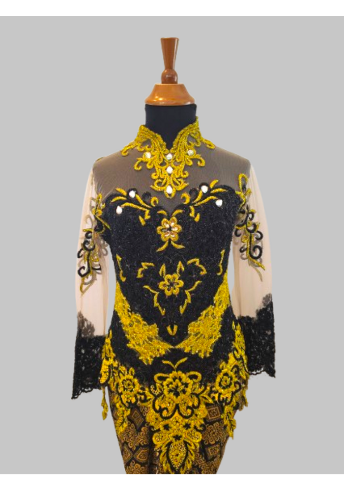 Kebaya glamour zwart goud met bijpassende sarong