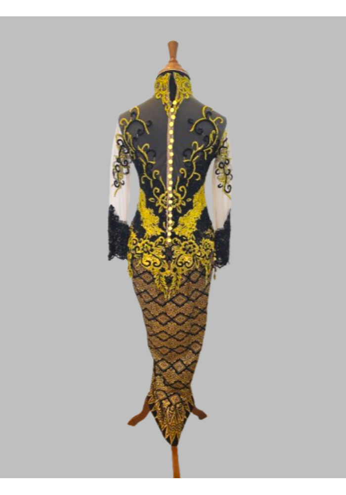 Kebaya glamour zwart goud met bijpassende sarong