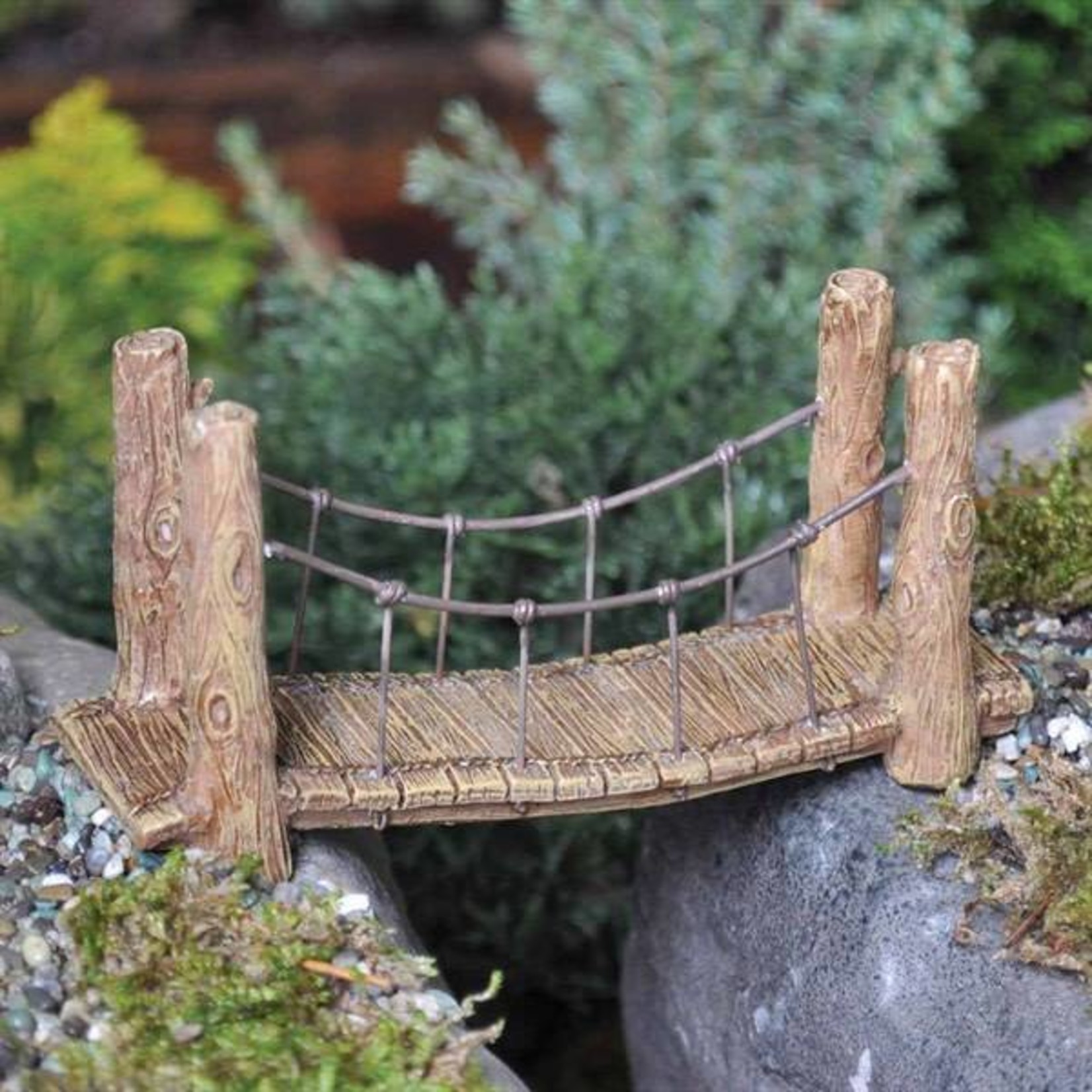 Fiddlehead Fiddlehead - Wooden Style Suspension Bridge