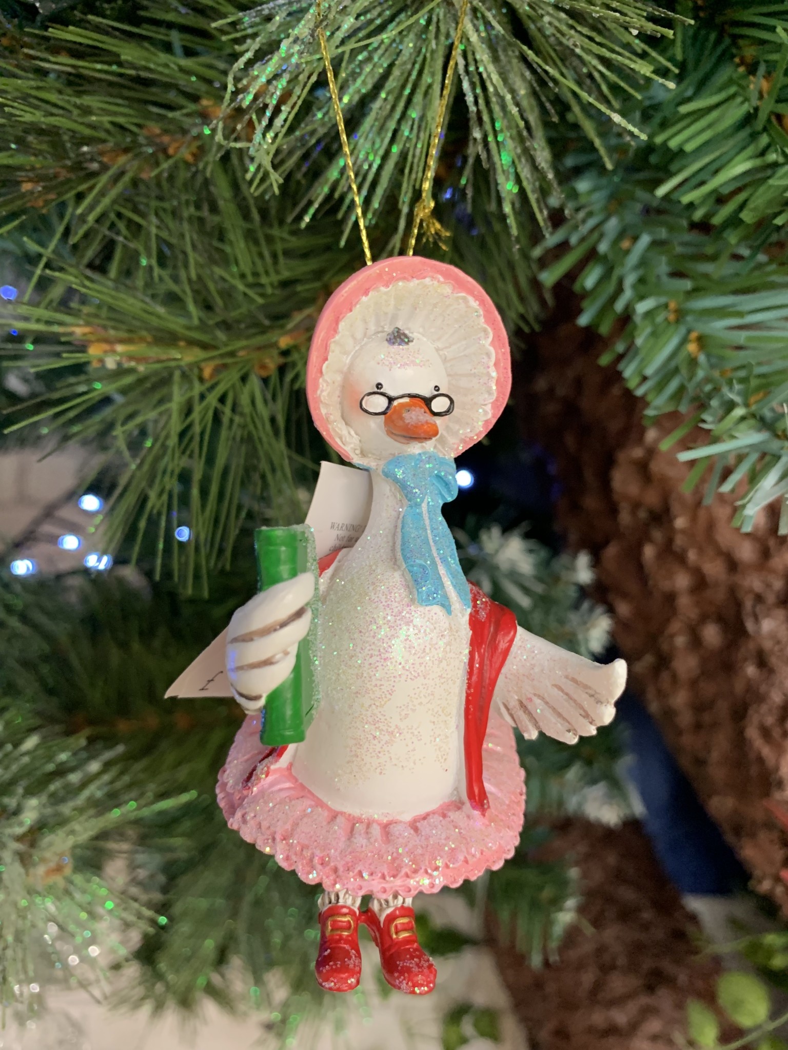 Old Mother Goose Resin Decoration Celebrations And Toys