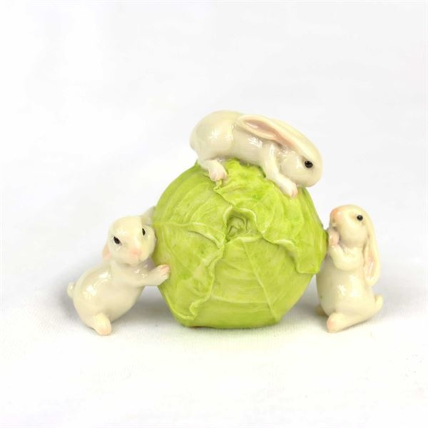 Fiddlehead Fiddlehead - Three Bunnies with a Cabbage