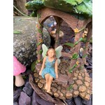 Woodland Knoll Woodland Knoll - Resin Sitting Fairy