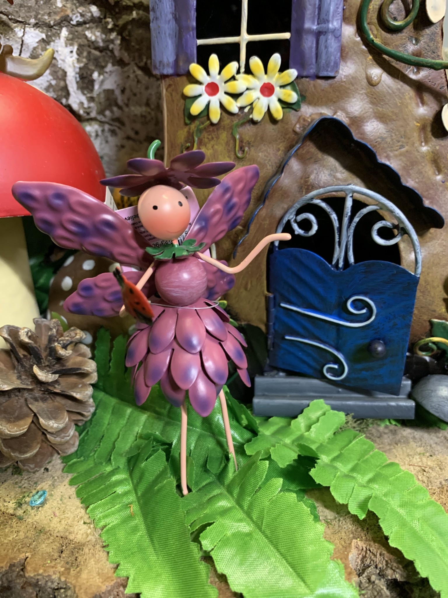 Fairy Kingdom Christie the Chrysanthemum Fairy (mini) Celebrations