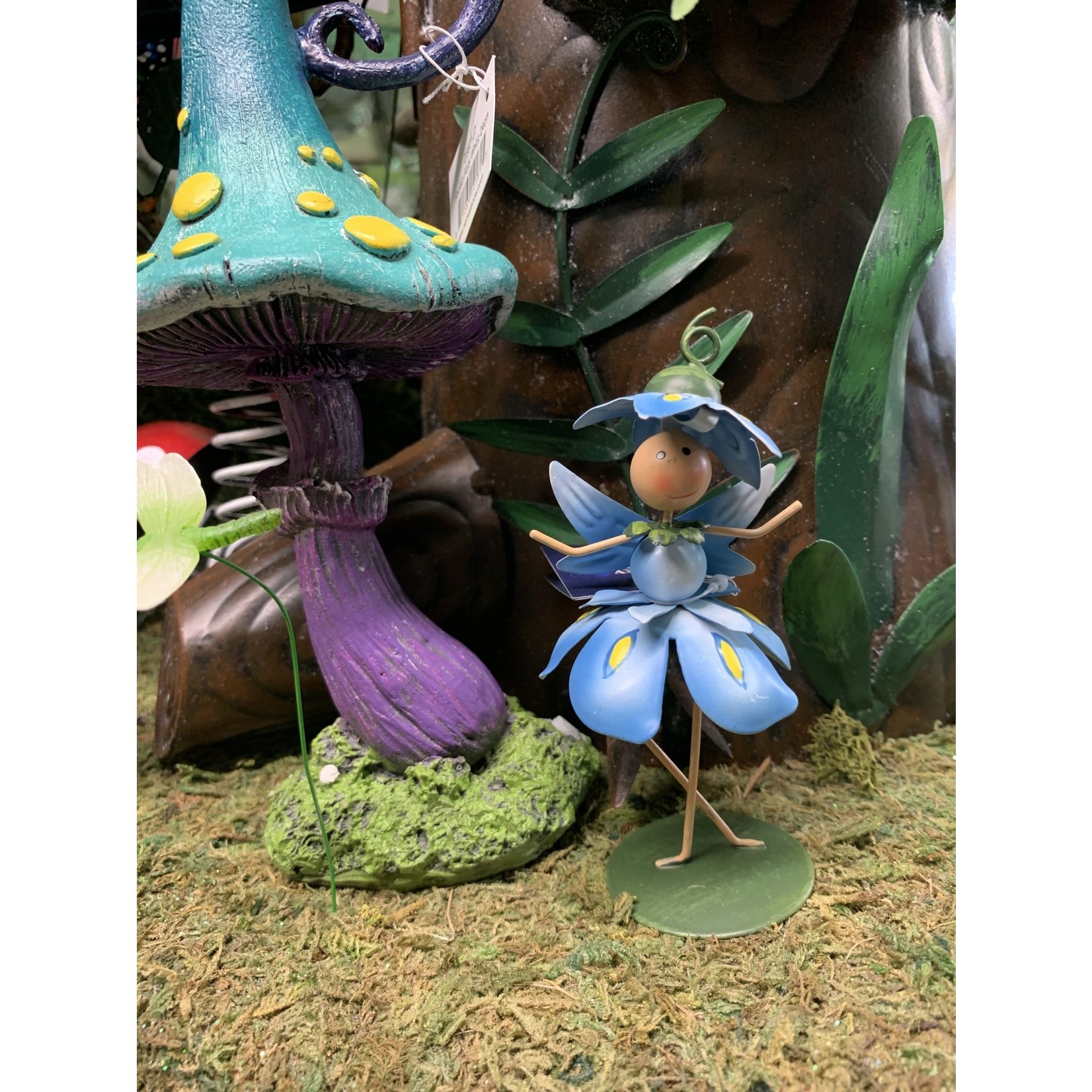 World of Make Believe Fairy Kingdom - Izzie the Iris Fairy (Mini)