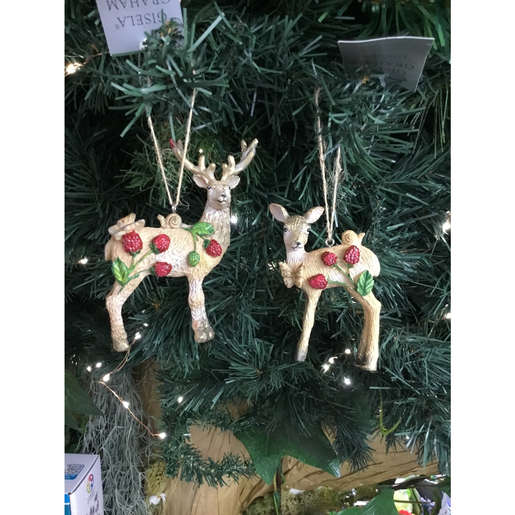 Gisela Graham Resin Deer or Stag with Berries Hanging Decoration (2 designs, sold separately)