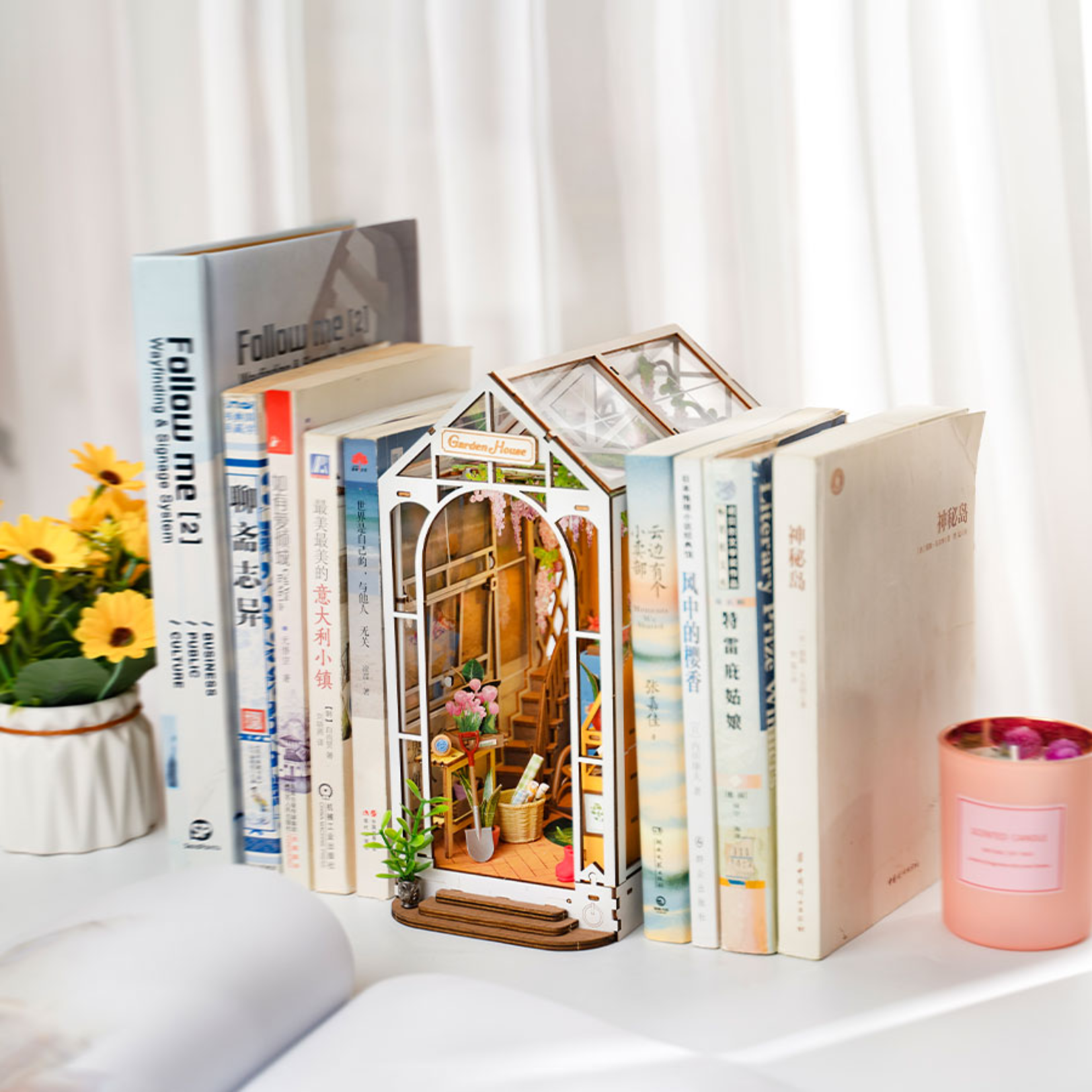 Rolife Rolife Garden House Book Nook TGB06
