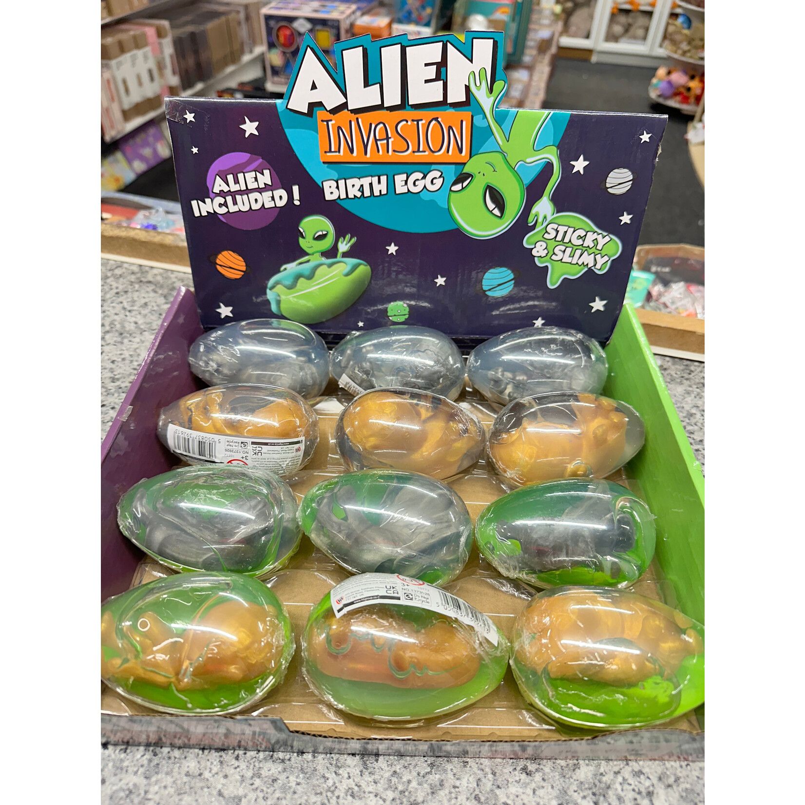 Alien Invasion Alien Birth Egg  (2 assorted - sold separately)