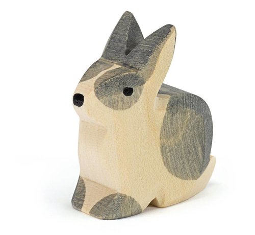 Ostheimer Rabbit Sitting 15022