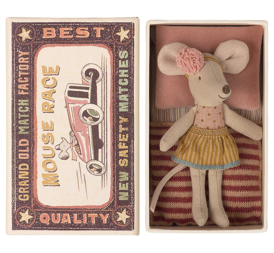 Little Sister Mouse in Matchbox 10 cm