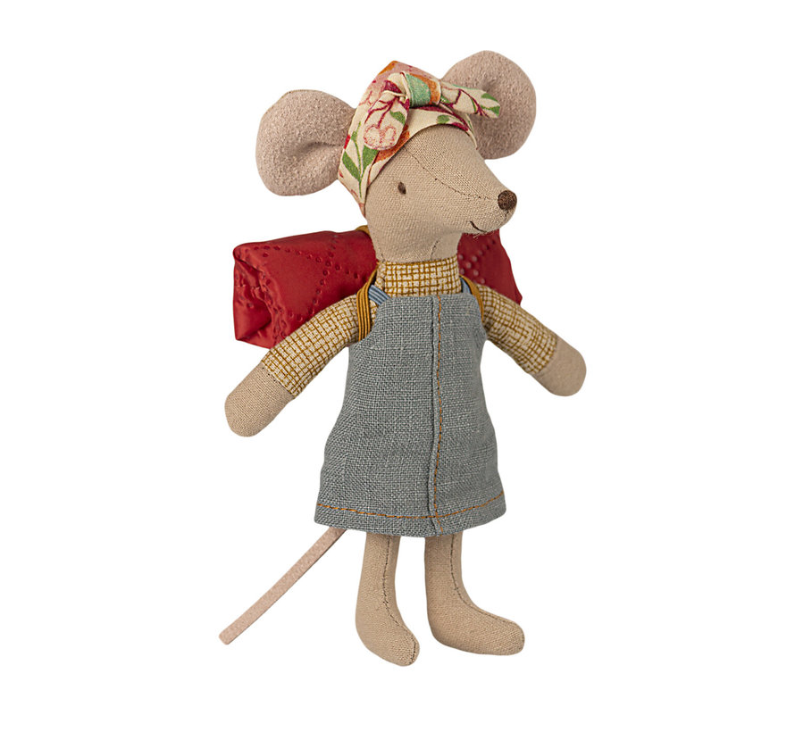 Hiker Mouse Big Sister 12 cm