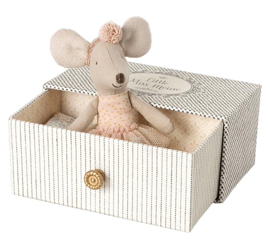 Knuffelmuis Dance Mouse Little Sister in Ligbed 11cm