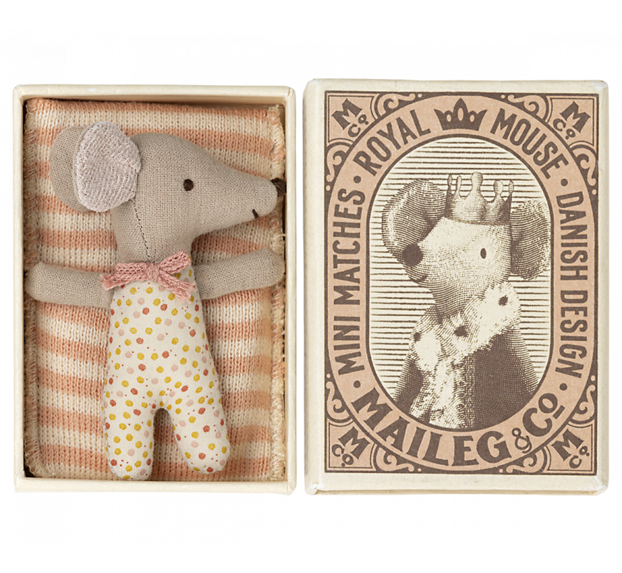 Sleepy/wakey baby mouse in matchbox - Rose