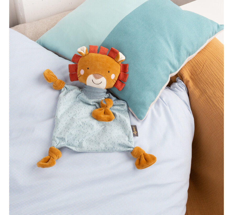 Comforter Lion