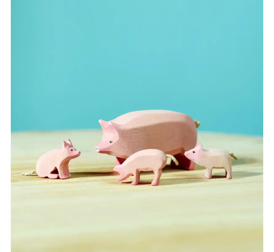 Pig Family set 4-pcs