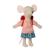 Maileg Tricycle Mouse Grote Zus met Rugzak Rood