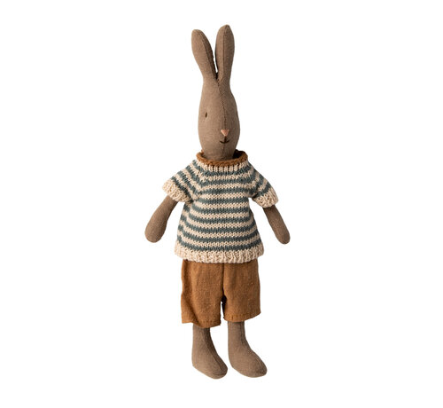 Maileg Knuffel Rabbit Size 1 Bruin met Shirt en Short 25cm