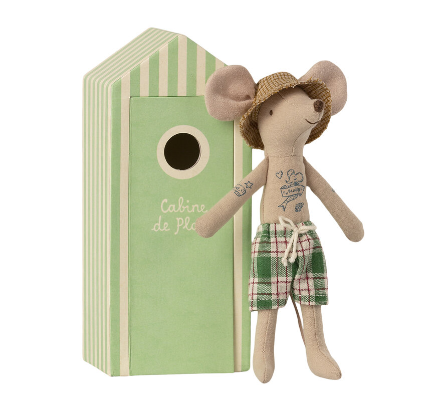 Beach mice, Dad in Cabin de Plage