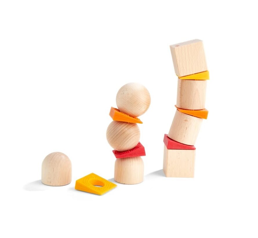 3D Arranging Set Teetering Blocks