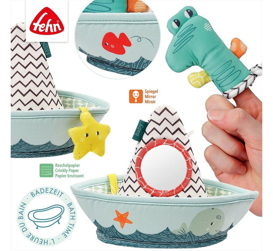 Bath boat with finger puppet crocodile