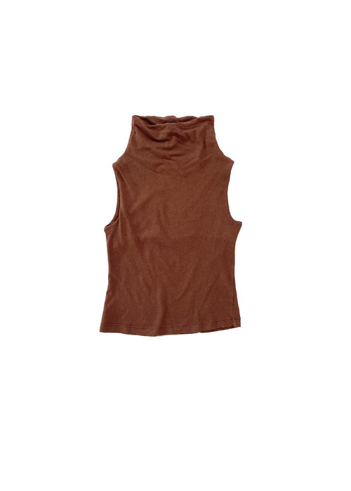 LONGLIVETHEQUEEN Longlivethequeen sleeveless turtle tee coffee