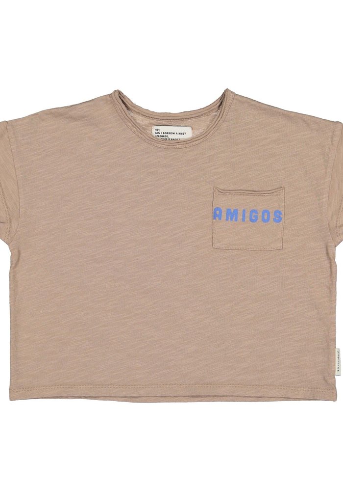 Piupiuchick t'shirt | light brown w/ "amigos" blue print