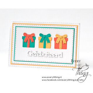 Crealies Stansset Cadeau middel en klein 104