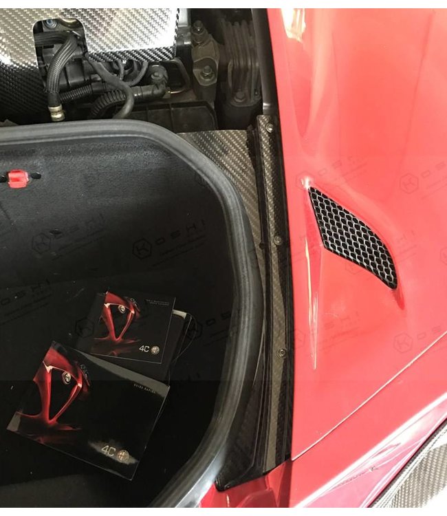 Koshi Group Alfa Romeo 4C Rear Trunk Side Trim