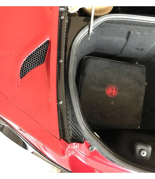 Koshi Group Alfa Romeo 4C Rear Trunk Side Trim