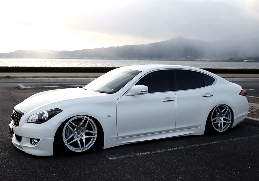 Nissan fuga 370gt