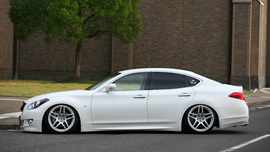 Nissan fuga 370gt
