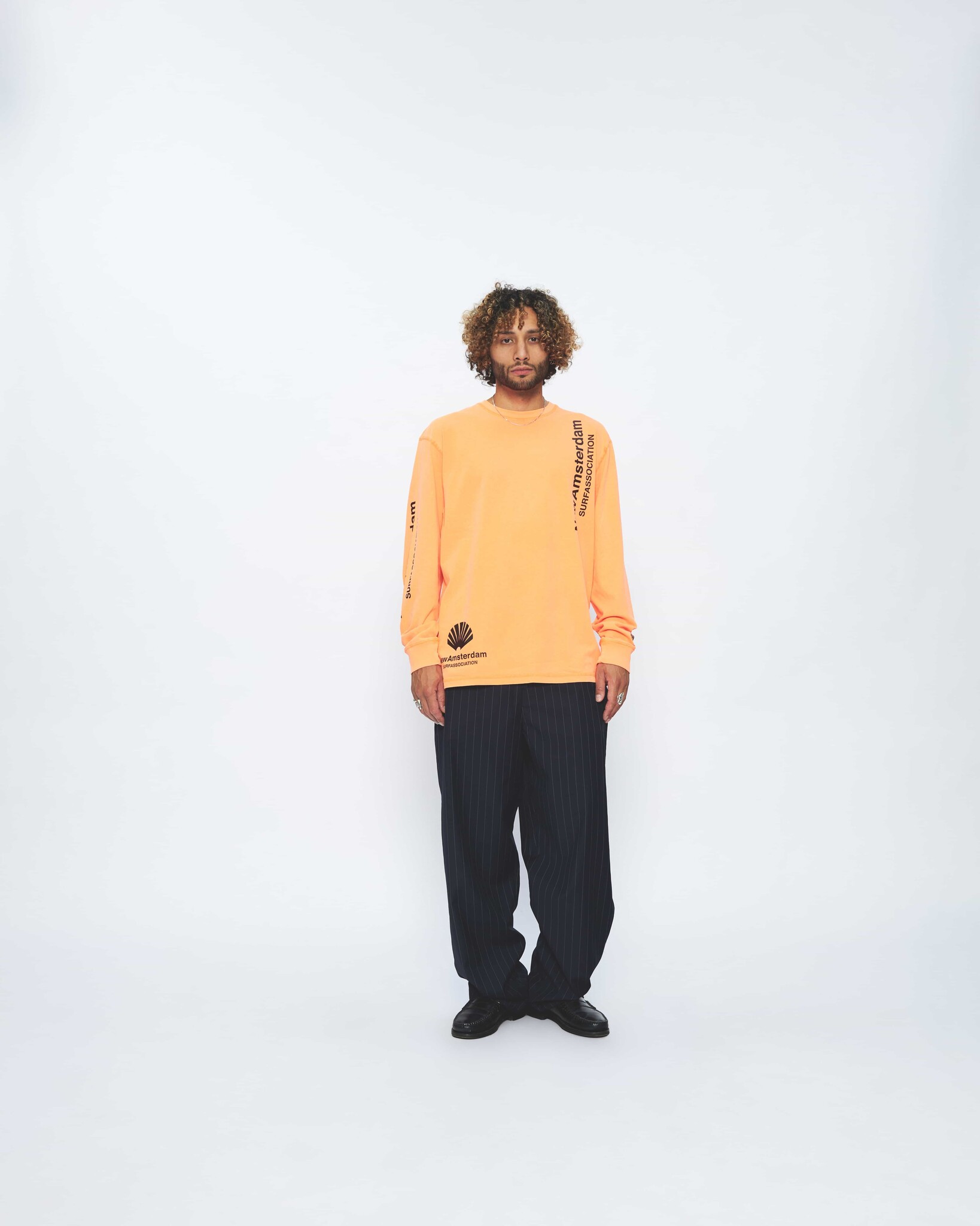 New Surf LONGSLEEVE Amsterdam BLACK HEAVY ORANGE LOGO - Association /