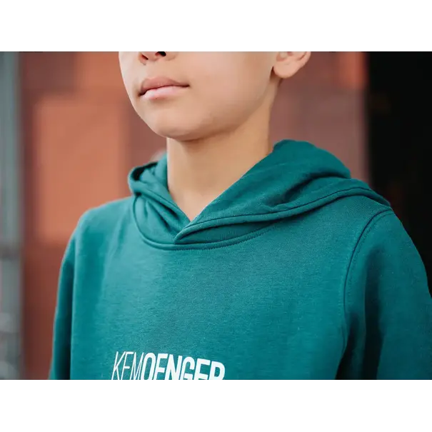 Kleir. KEMOENGER. Groene hoodie met opschrift voor kids.