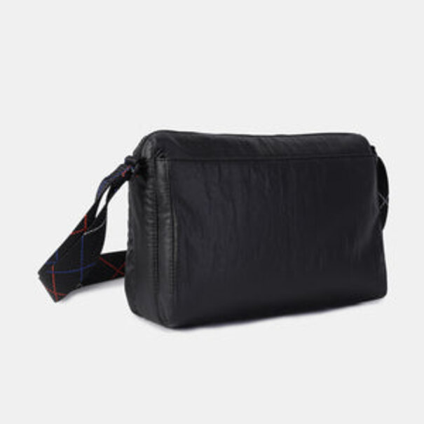 Hedgren Eye M - Shoulder Bag Medium Rfid - Creased Black/Coral