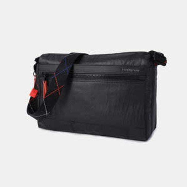 Hedgren Eye M - Shoulder Bag Medium Rfid - Creased Black/Coral