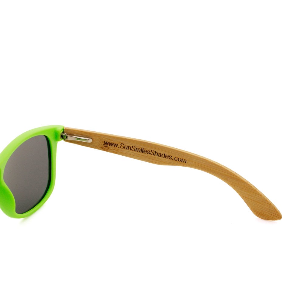 mooi Kabelbaan Slank Wayfarer zonnebrillen | Bamboe zonnebrillen | Zonnebril groen montuur