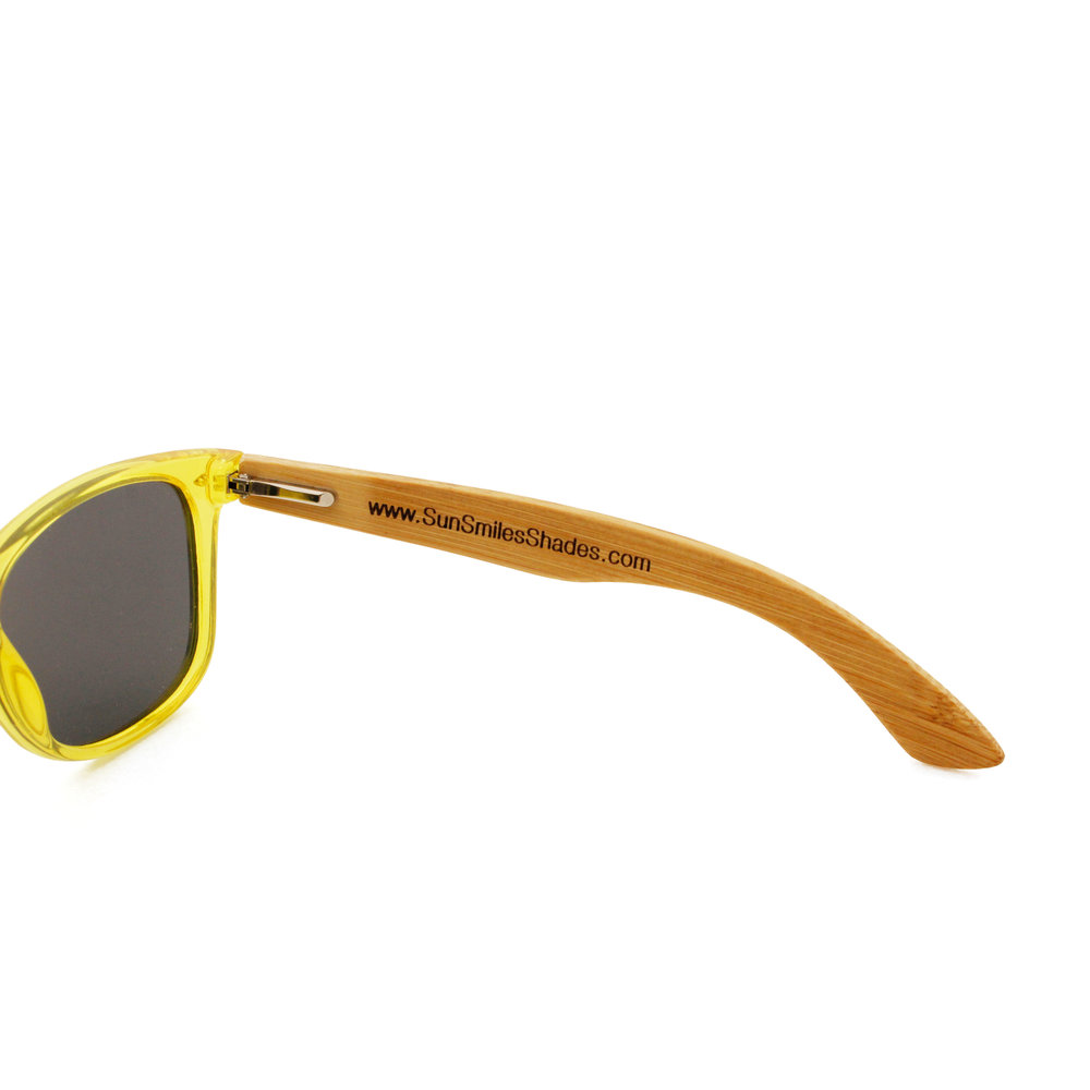 Sonnenbrille Rahmen aus mit transparent-gelbem Bambus Sonnenbrille |