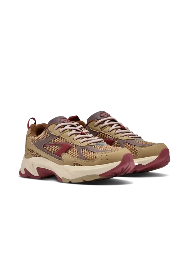 Forma Runner Sand Grape Sneaker