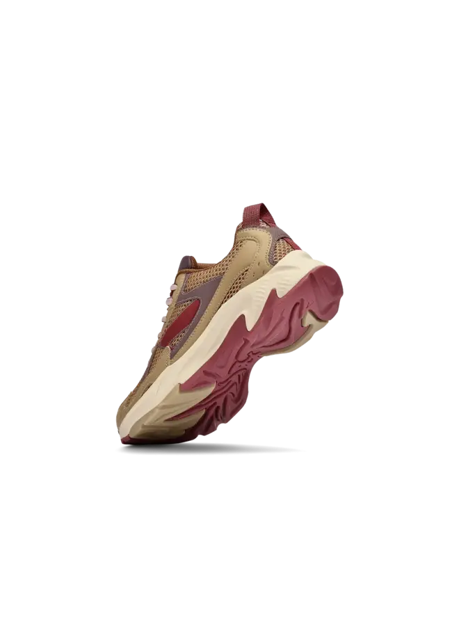 Forma Runner Sand Grape Sneaker