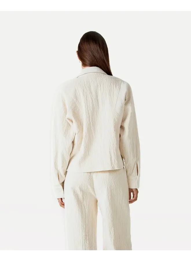 ALiona shirt parchment