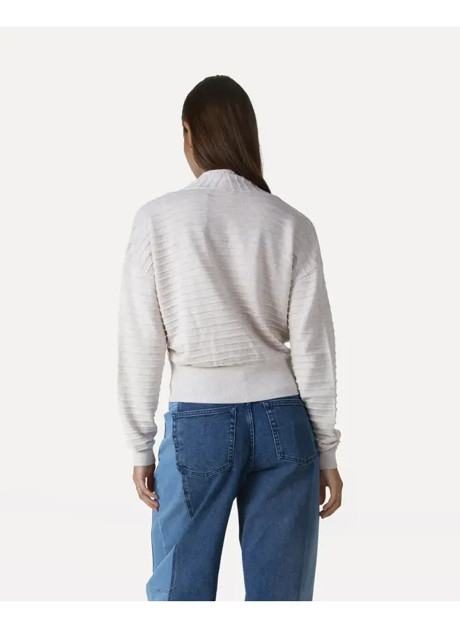 ALLen knitted pull egg white melee